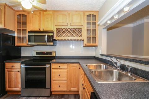 3700 Parfore Ct, Cincinnati, OH 45245 photo 9