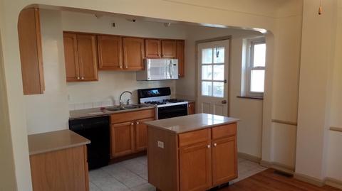 8405 Mayfair St, Cincinnati, OH 45216 photo 5