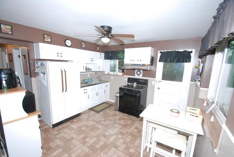 3355 Robinet Dr, Cincinnati, OH 45238 photo 5