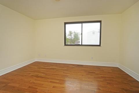 1594 Karahill Dr, Forest Park, OH 45240 photo 12