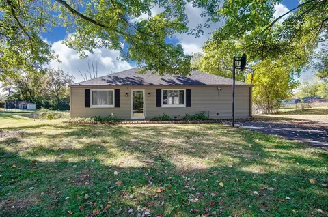 885 Stanlyn Dr, Cincinnati, OH 45245 photo 1