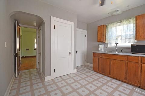 543 Flatt Ter, Cincinnati, OH 45232 photo 12