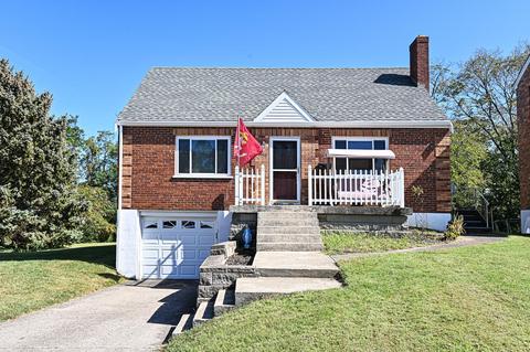 1990 Alphonse Ln, Cincinnati, OH 45238 photo 1