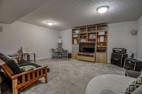 104 Koehler Dr, Monroe, OH 45050 photo 12