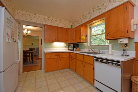 2627 Beechmar Dr, Cincinnati, OH 45230 photo 16