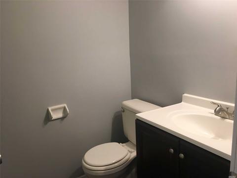 2627 Beechmar Dr, Cincinnati, OH 45230 photo 8