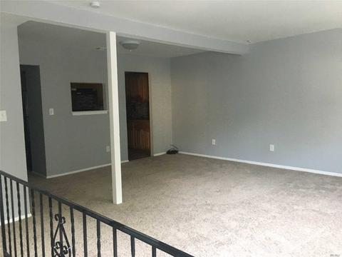 2627 Beechmar Dr, Cincinnati, OH 45230 photo 5