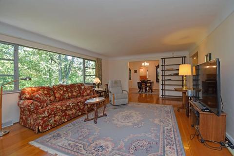 2627 Beechmar Dr, Cincinnati, OH 45230 photo 9