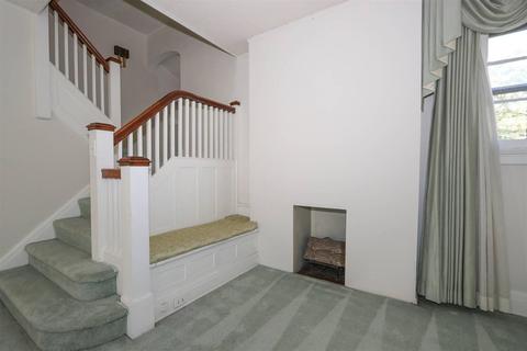 3975 Ardmore Ave, Cincinnati, OH 45229 photo 7