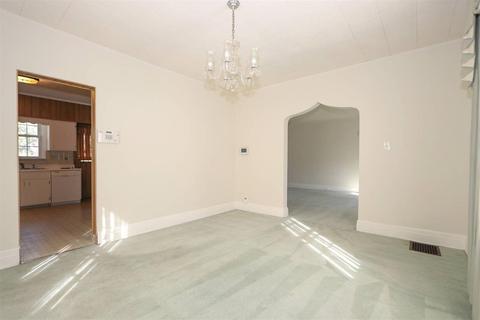 3975 Ardmore Ave, Cincinnati, OH 45229 photo 10