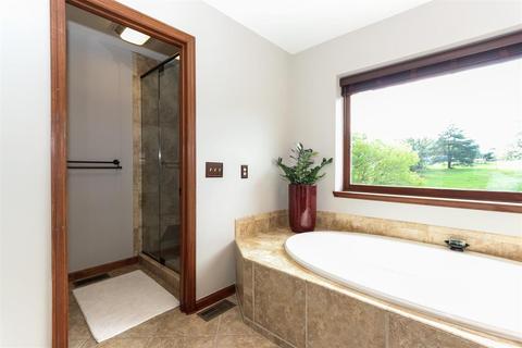 3012 Cooperhill Dr, Evendale, OH 45241 photo 17