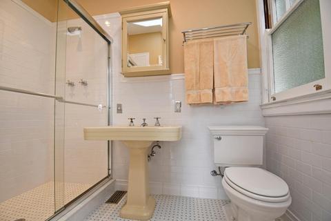 250 Woolper Ave, Cincinnati, OH 45220 photo 20
