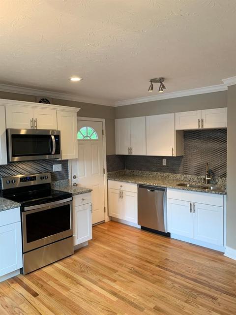 1136 Cherevilla Ln, Cincinnati, OH 45238 photo 2