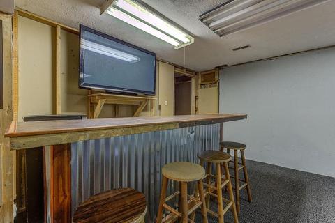 8484 Daly Rd, Cincinnati, OH 45231 photo 27