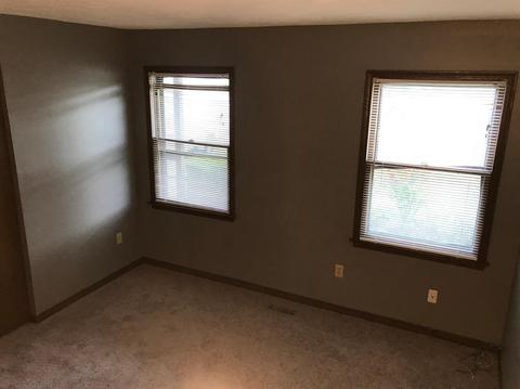 2490 Trinity Dr, Middletown, OH 45044 photo 8