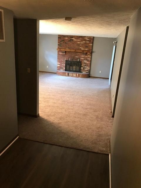 2490 Trinity Dr, Middletown, OH 45044 photo 4