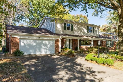 998 Timber Trl, Cincinnati, OH 45224 photo 4