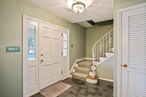 998 Timber Trl, Cincinnati, OH 45224 photo 9