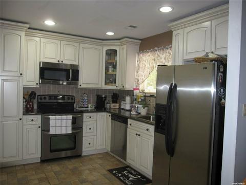 998 Timber Trl, Cincinnati, OH 45224 photo 7