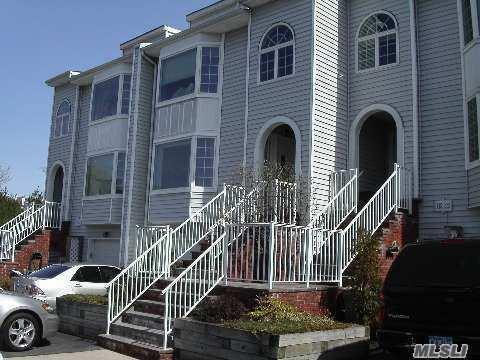 119 Carr St, Blanchester, OH 45107 photo 1