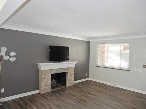 742 Cascade Rd, Forest Park, OH 45240 photo 2