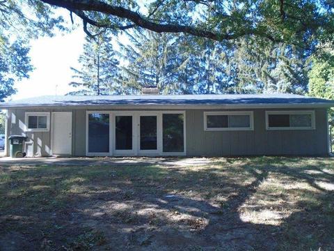 9846 Winton Rd, Cincinnati, OH 45231 photo 1