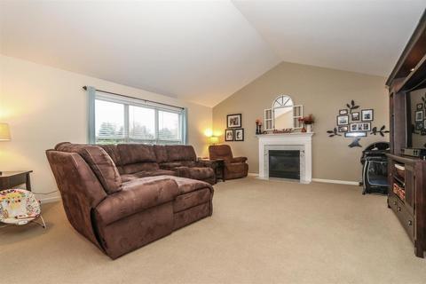 686 Bostwick Ct, Cincinnati, OH 45244 photo 14