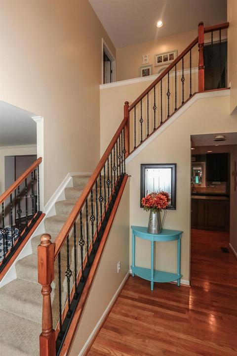 686 Bostwick Ct, Cincinnati, OH 45244 photo 9