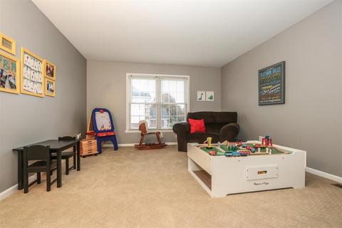 686 Bostwick Ct, Cincinnati, OH 45244 photo 35
