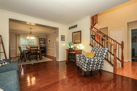686 Bostwick Ct, Cincinnati, OH 45244 photo 11