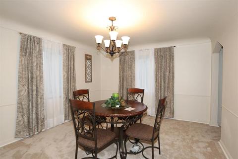 1117 Lois Dr, Cincinnati, OH 45237 photo 7