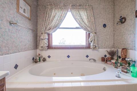 8699 Highmount Dr, Springboro, OH 45066 photo 51