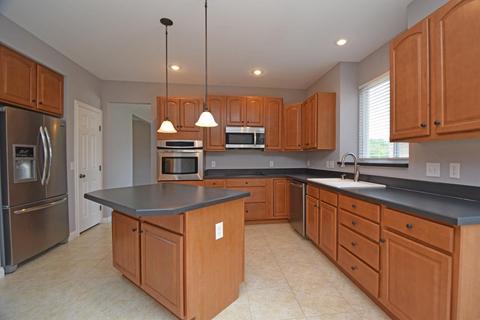 2626 Stonehaven Dr, Cincinnati, OH 45245 photo 16