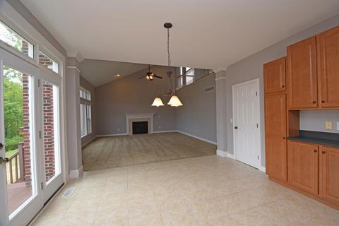 2626 Stonehaven Dr, Cincinnati, OH 45245 photo 18