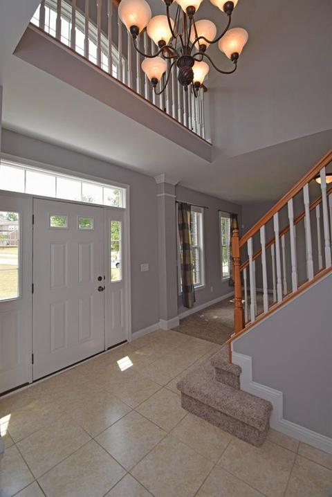 2626 Stonehaven Dr, Cincinnati, OH 45245 photo 4