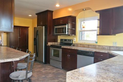 968 Ohio Pike, Cincinnati, OH 45245 photo 11