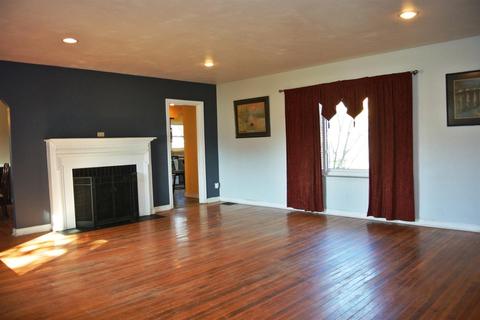 968 Ohio Pike, Cincinnati, OH 45245 photo 2