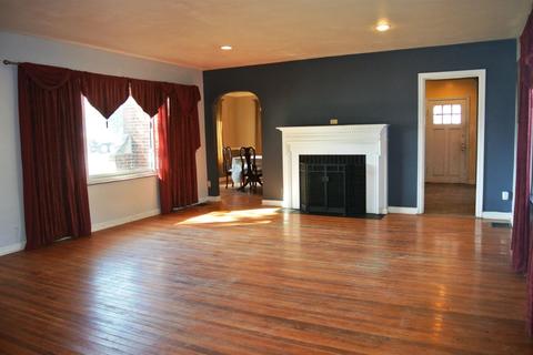 968 Ohio Pike, Cincinnati, OH 45245 photo 3