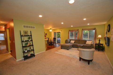 4419 Todd Rose Ct, Cincinnati, OH 45244 photo 9