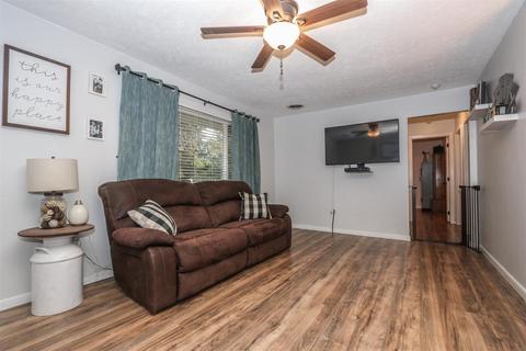 7520 Brock Dr, Blanchester, OH 45107 photo 4