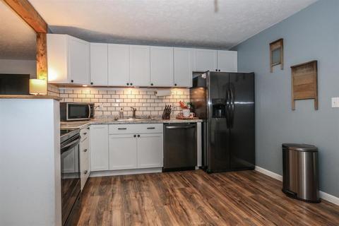 7520 Brock Dr, Blanchester, OH 45107 photo 8