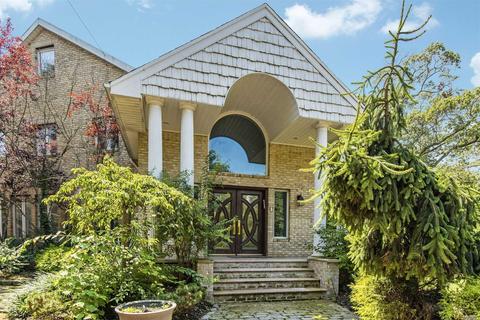 180 Meridian St, Cincinnati, OH 45233 photo 2