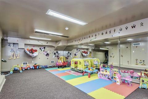 180 Meridian St, Cincinnati, OH 45233 photo 27