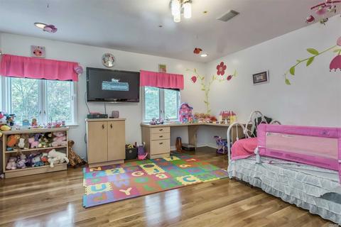 180 Meridian St, Cincinnati, OH 45233 photo 22