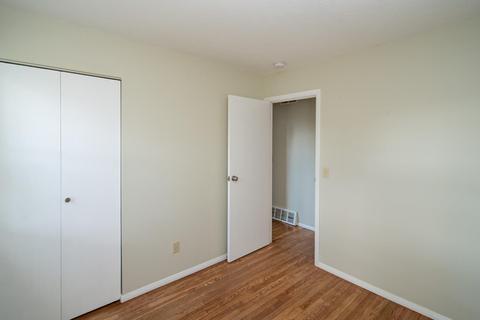 11950 Hamden Dr, Forest Park, OH 45240 photo 13