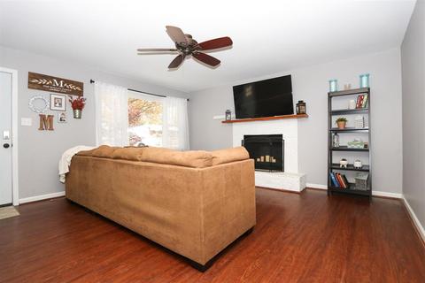 8301 Forest Rd, Cincinnati, OH 45255 photo 5