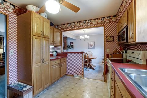 1069 Pinehollow Ln, Cincinnati, OH 45231 photo 12
