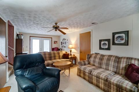1069 Pinehollow Ln, Cincinnati, OH 45231 photo 16