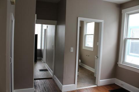 304 Walnut St, Elmwood Place, OH 45216 photo 6