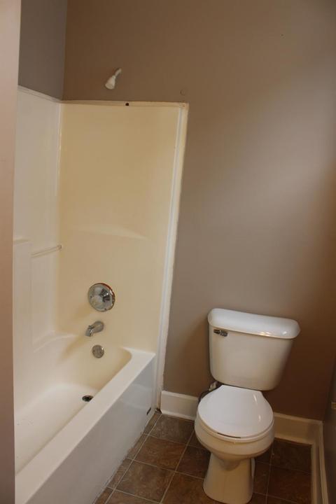 304 Walnut St, Elmwood Place, OH 45216 photo 9